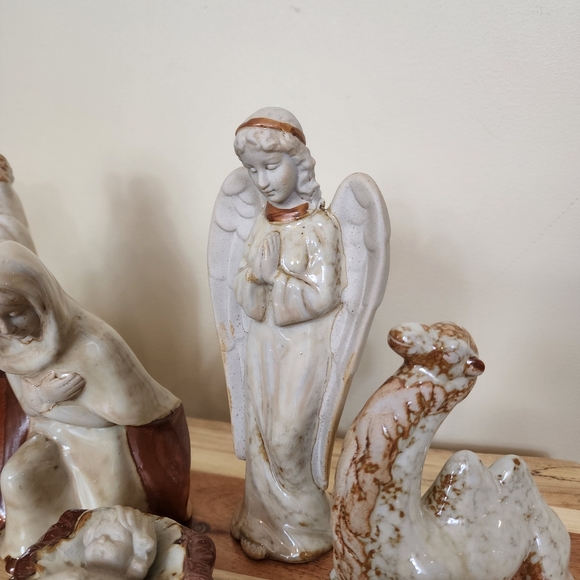 Glazed Ceramic Nativity Scene Set Rustic Minimalist Christmas Decor - Picture 6 of 14